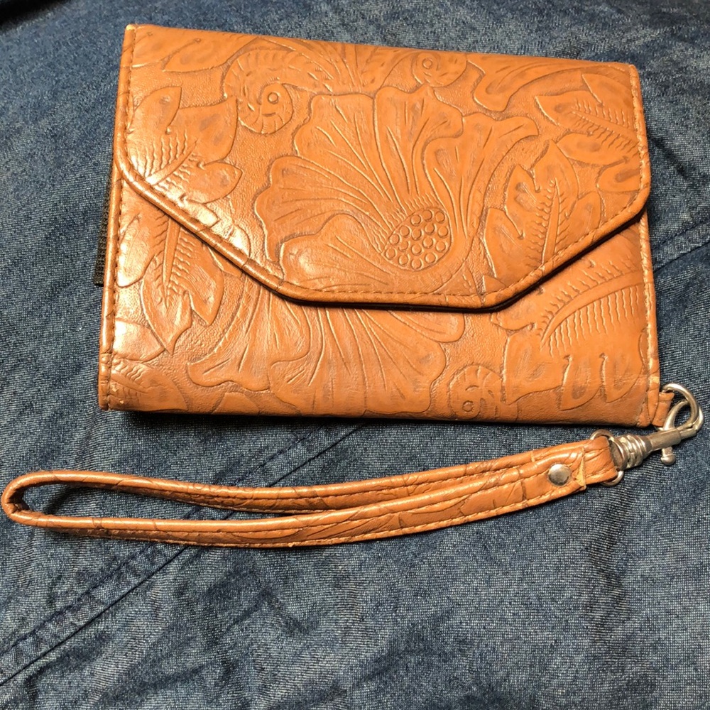 Wristlet